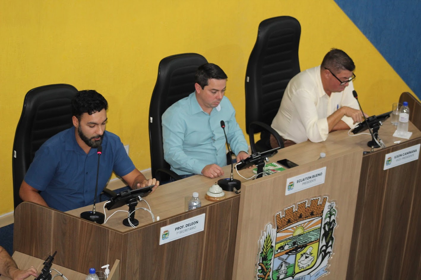 Parlamentares discutem novas ações para educação pública e infraestrutura urbana